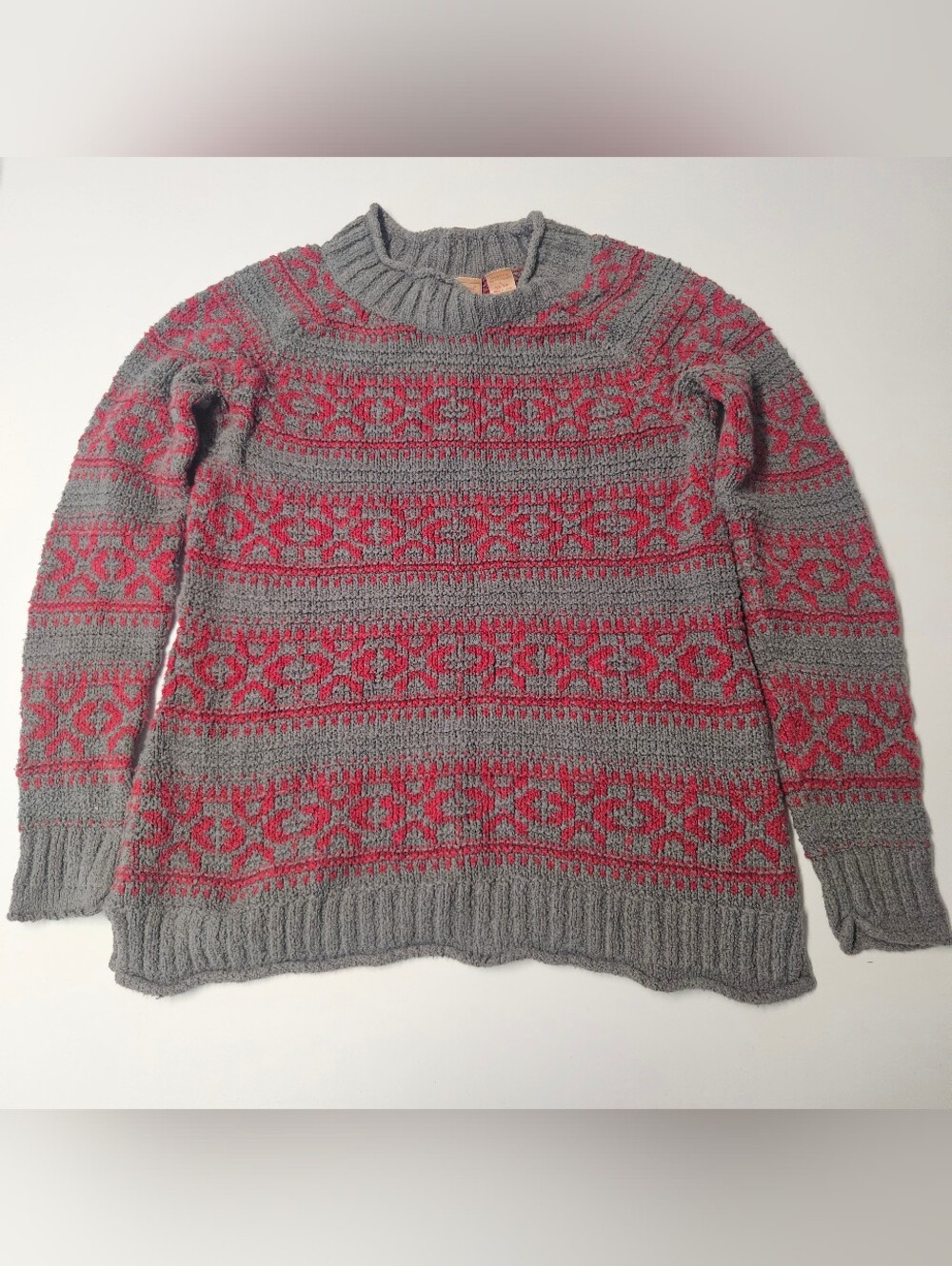 Vintage North Crest Shirt Womens Medium Red Gray Snow Flake Long Sleeve